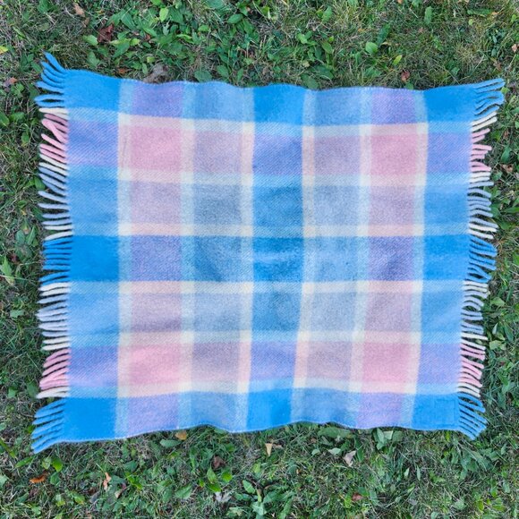 Vintage Otterburn Pram Rug Baby Blanket, Pure New Wool Pastel Throws - Picture 4 of 4
